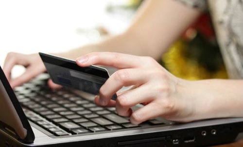 Thuê bao Viettel nạp tiền cho thuê bao khác theo cách online giúp tiết kiệm thời gian